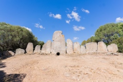 Tomba-di-Giganti-Li-Lolghi1