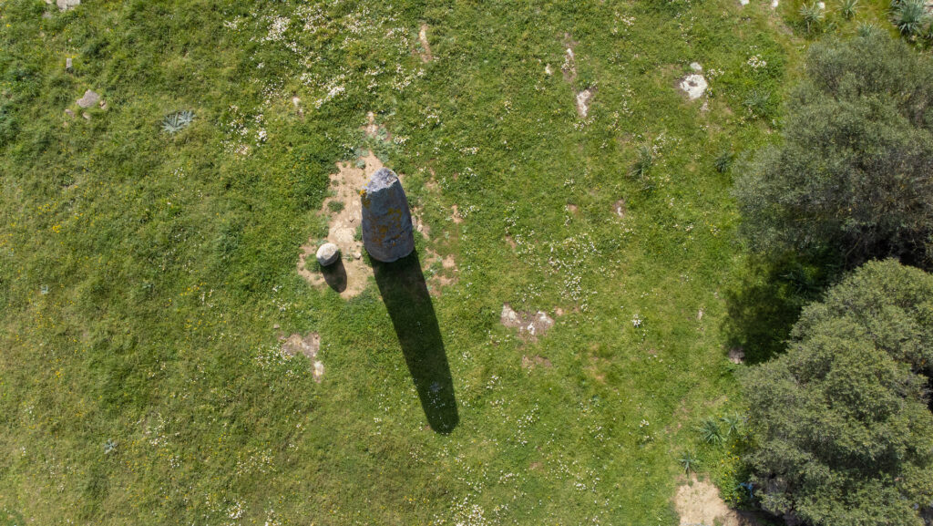 Menhir di Monte Corru Tundu