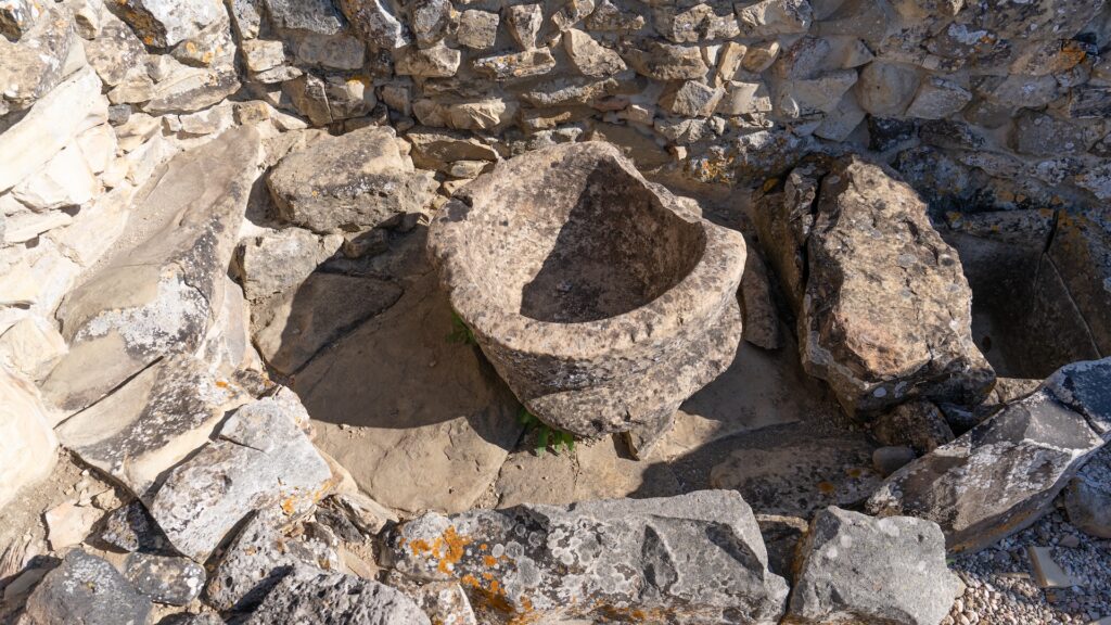 immagini Nuraghe Genna MAria